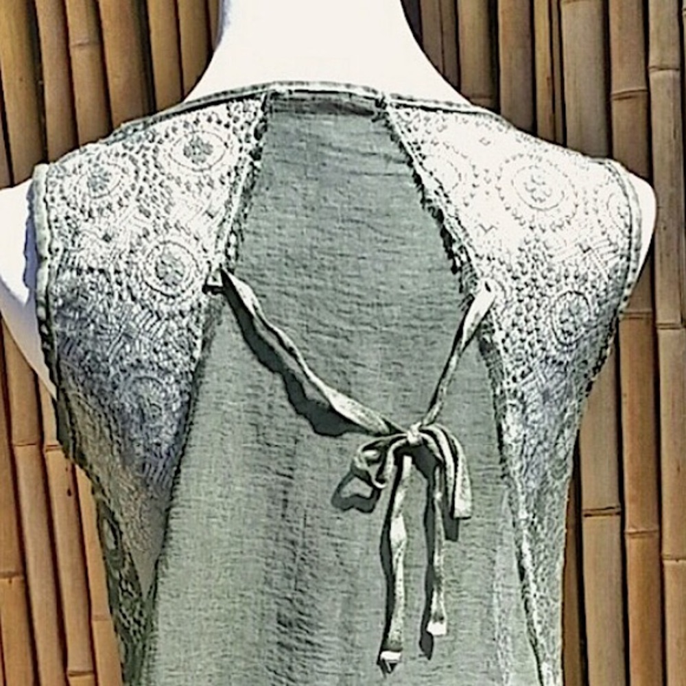 BRAND NEW SEDUZIONE Green Lace Overlay Tie Back Tunic OS - Picture 3 of 8